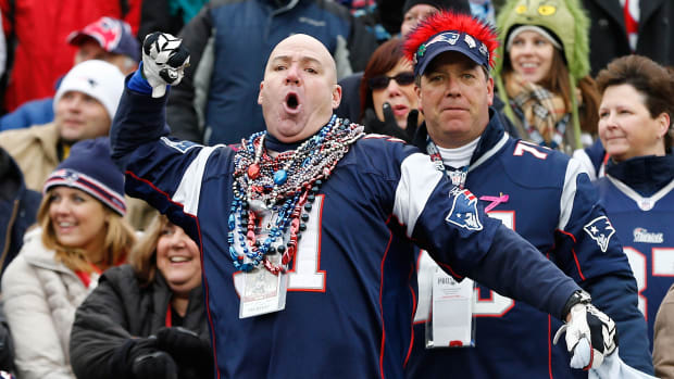 patriots-trivia-quiz-bandwagon-fan.jpg